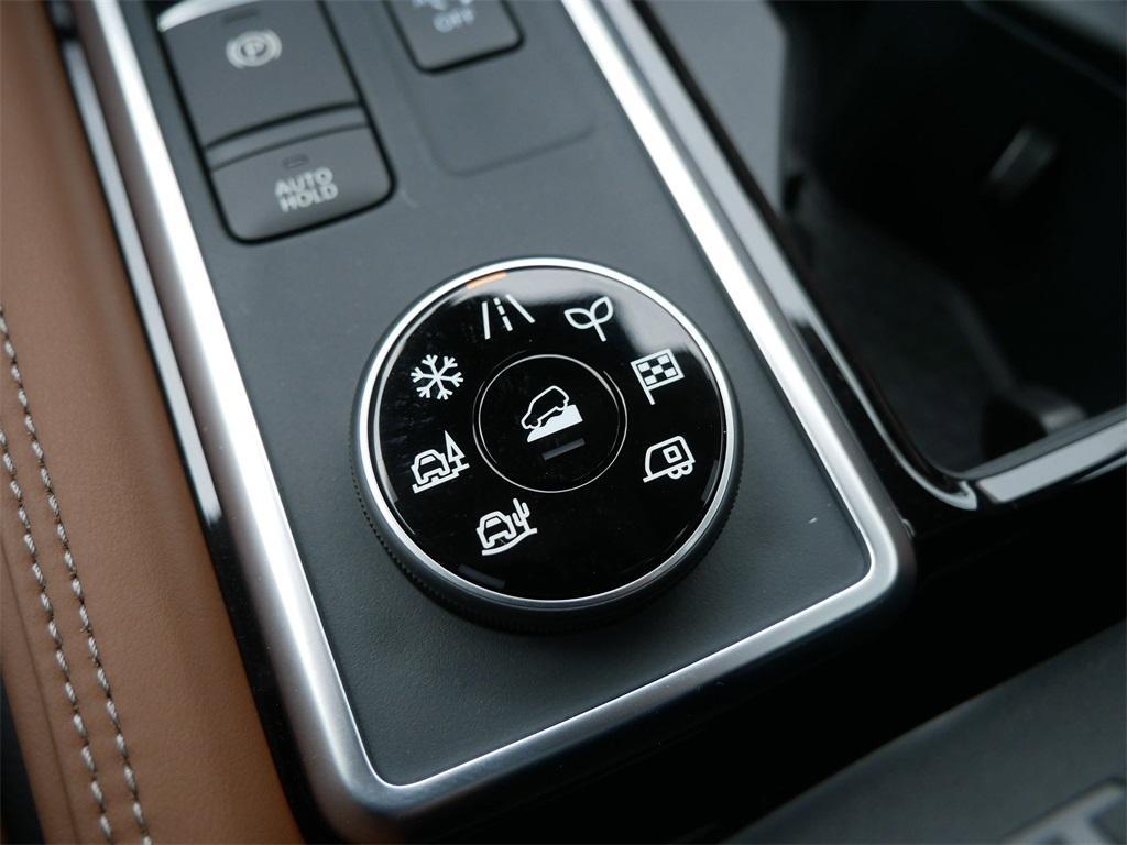 new 2025 Nissan Pathfinder car, priced at $49,326