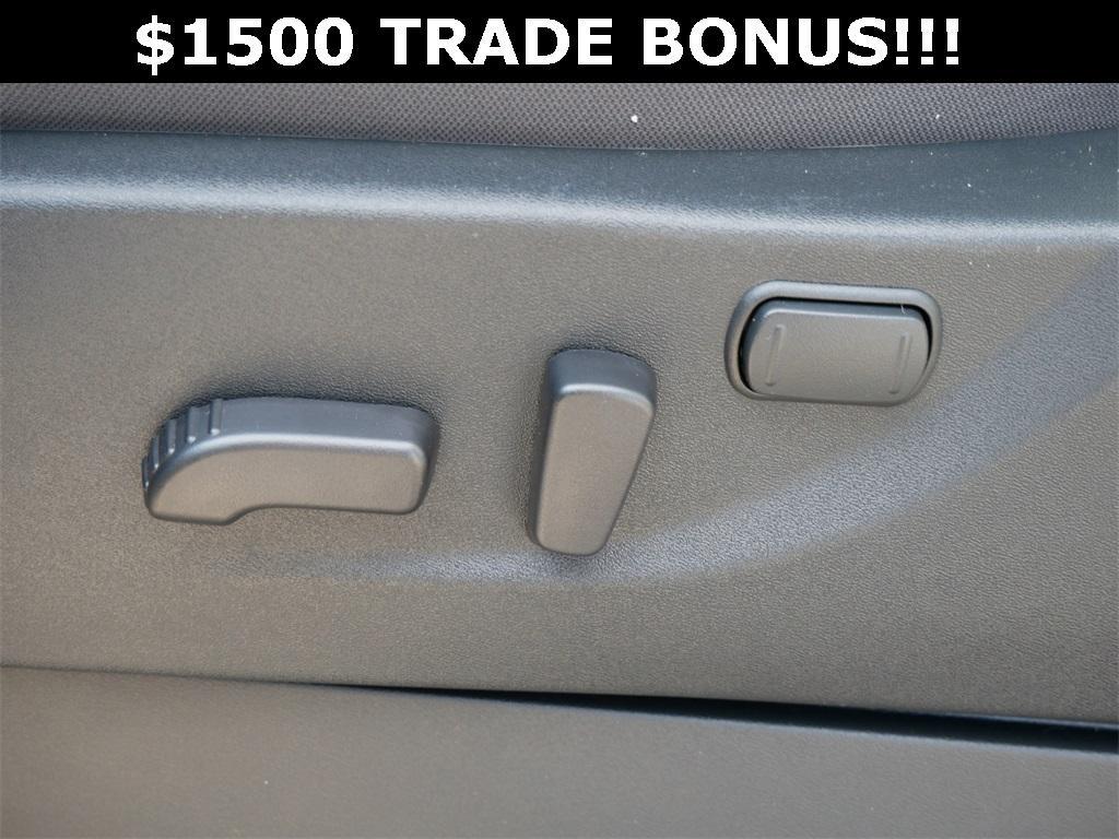 new 2025 Nissan Frontier car, priced at $37,919