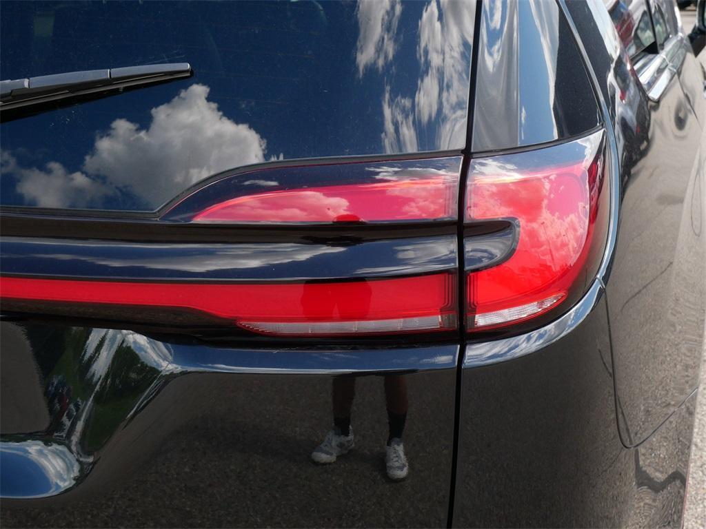 used 2022 Chrysler Pacifica car, priced at $21,500