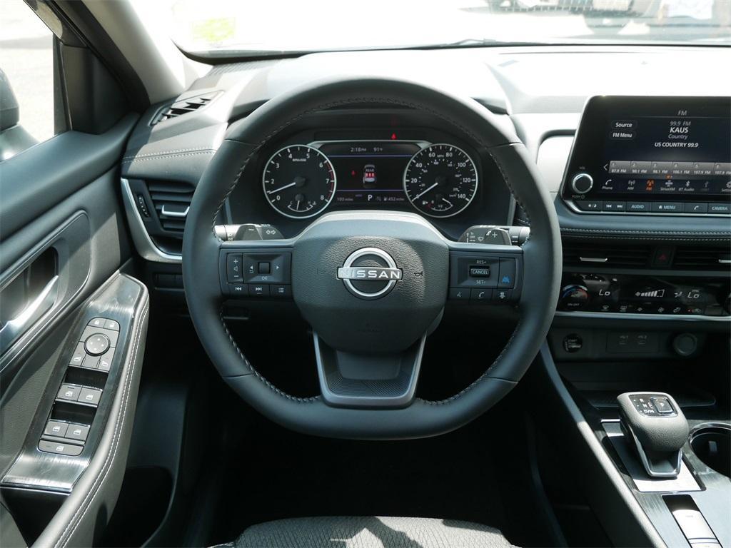 new 2025 Nissan Rogue car, priced at $34,675