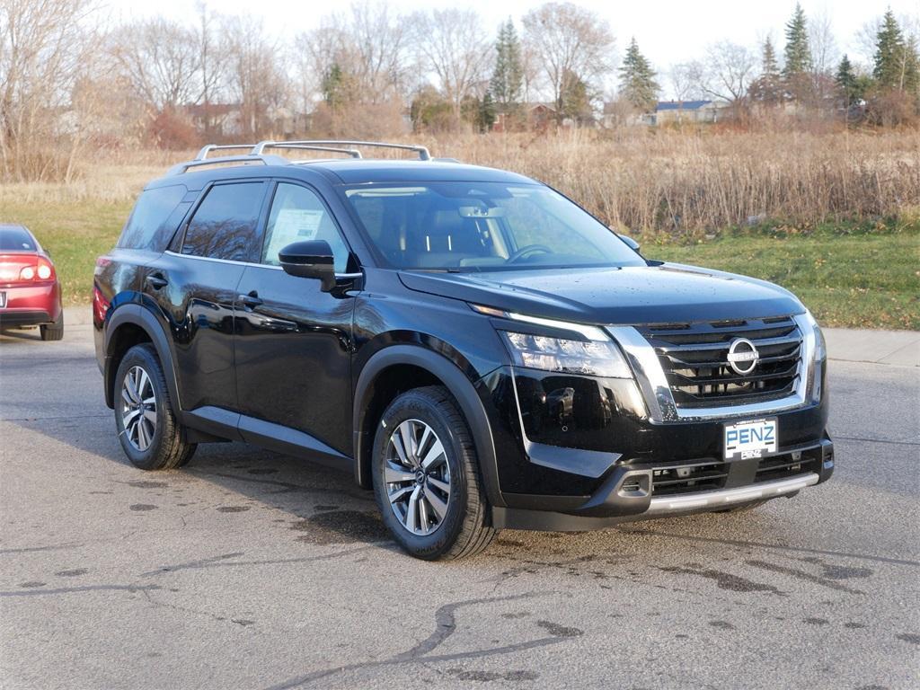 new 2025 Nissan Pathfinder car, priced at $42,378