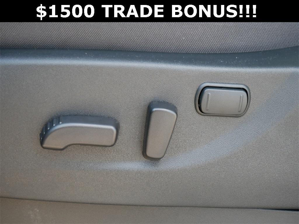 new 2025 Nissan Frontier car, priced at $41,080