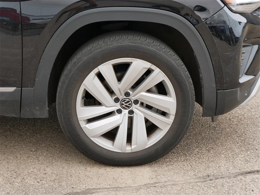 used 2021 Volkswagen Atlas car, priced at $30,900