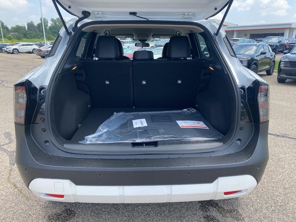new 2025 Nissan Kicks car, priced at $26,648