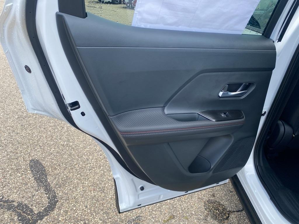 new 2025 Nissan Kicks car, priced at $26,648