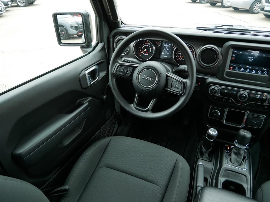 used 2022 Jeep Gladiator car, priced at $32,500