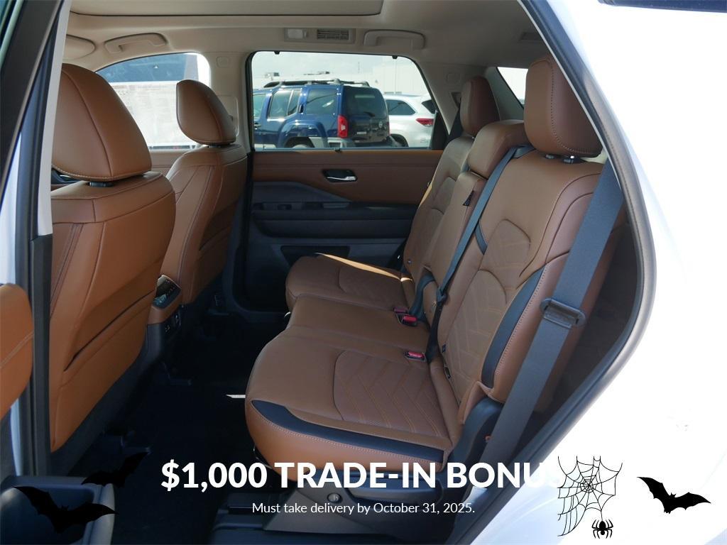 new 2025 Nissan Pathfinder car, priced at $50,760