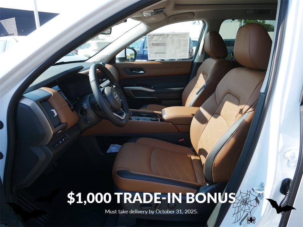 new 2025 Nissan Pathfinder car, priced at $50,760