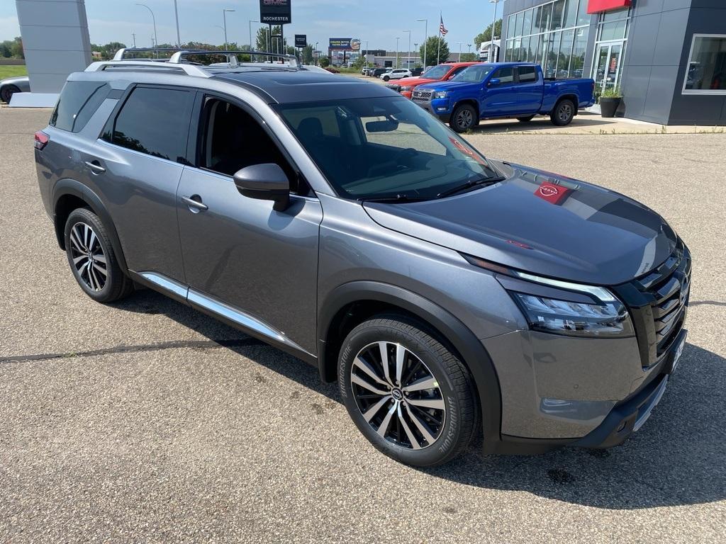 new 2025 Nissan Pathfinder car, priced at $50,360