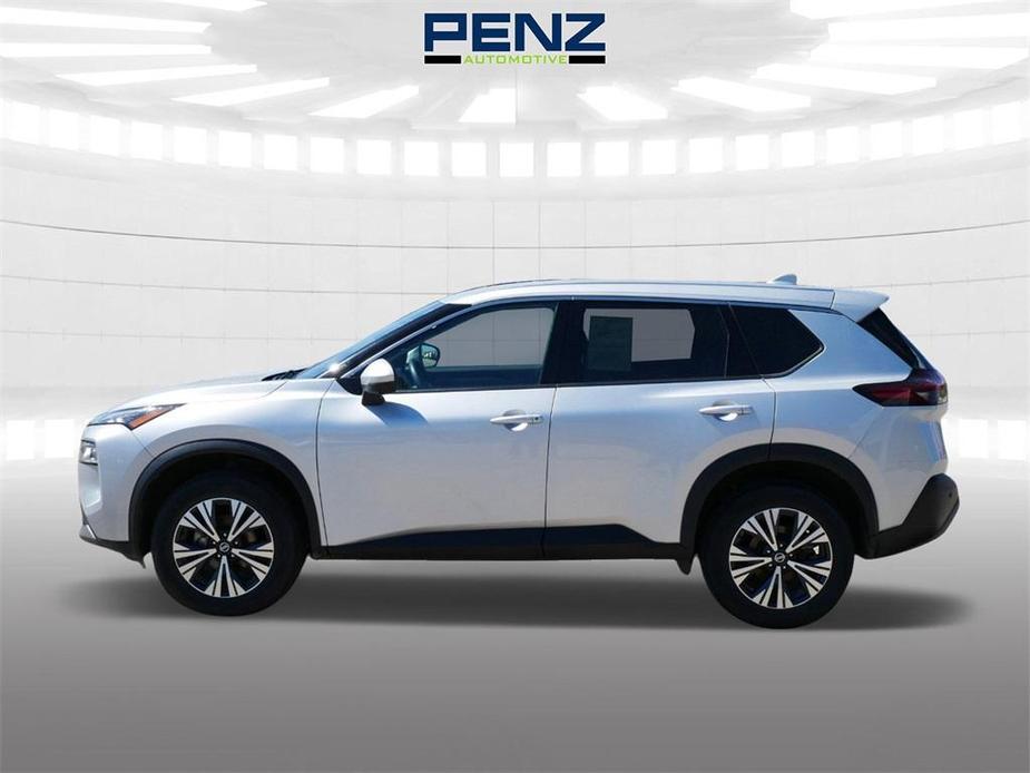used 2021 Nissan Rogue car, priced at $17,727