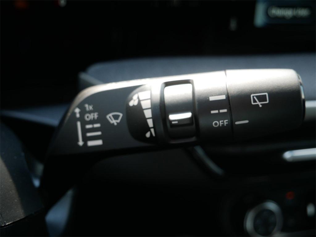 new 2025 Nissan Kicks car, priced at $25,918
