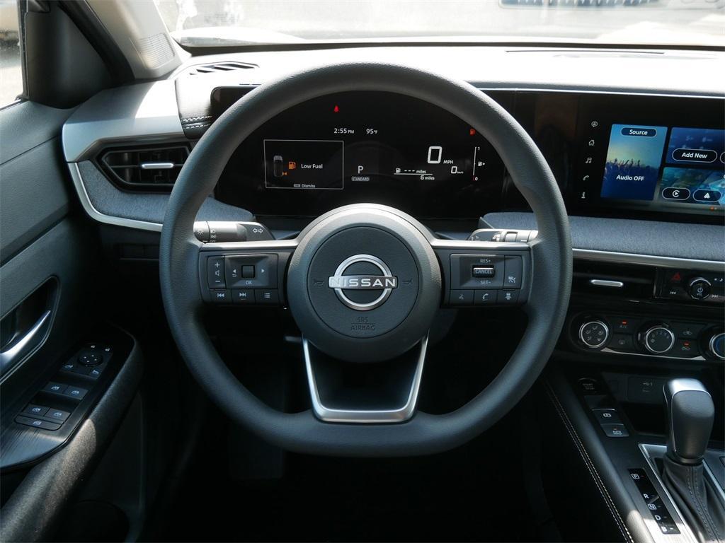 new 2025 Nissan Kicks car, priced at $25,918