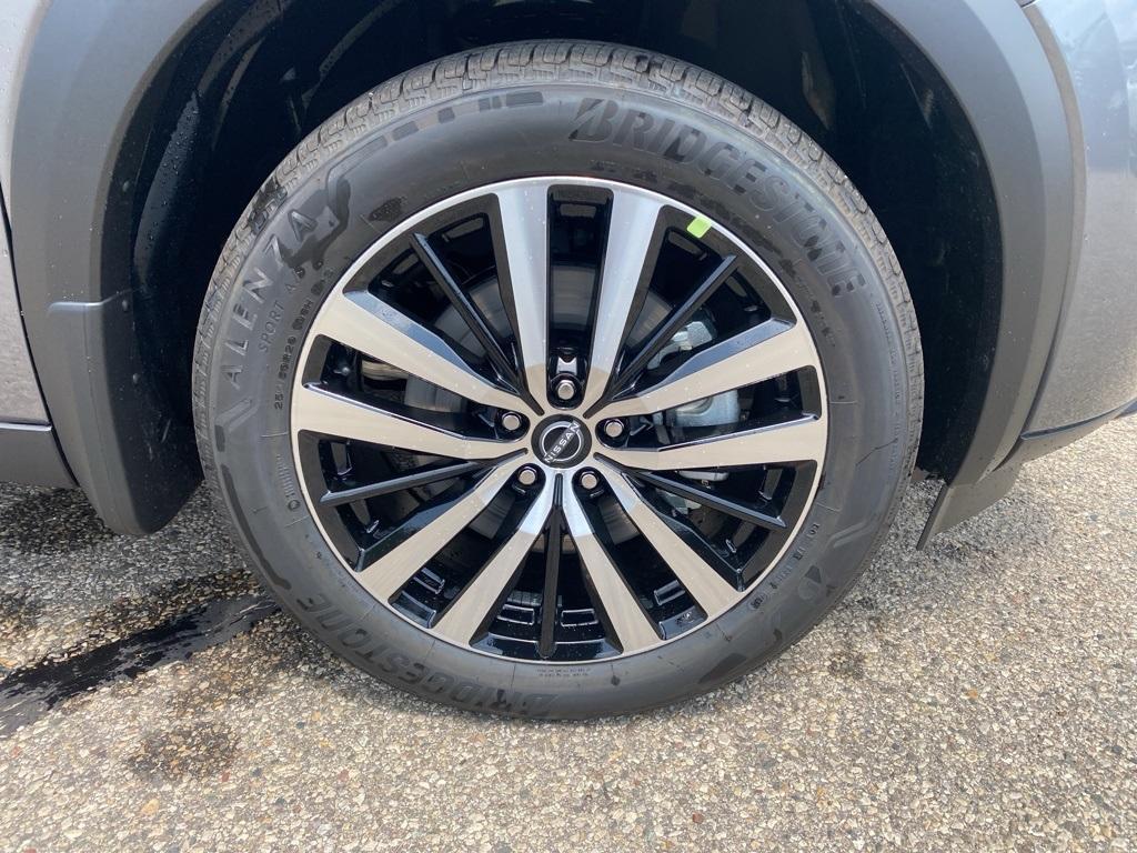 new 2025 Nissan Pathfinder car, priced at $49,855