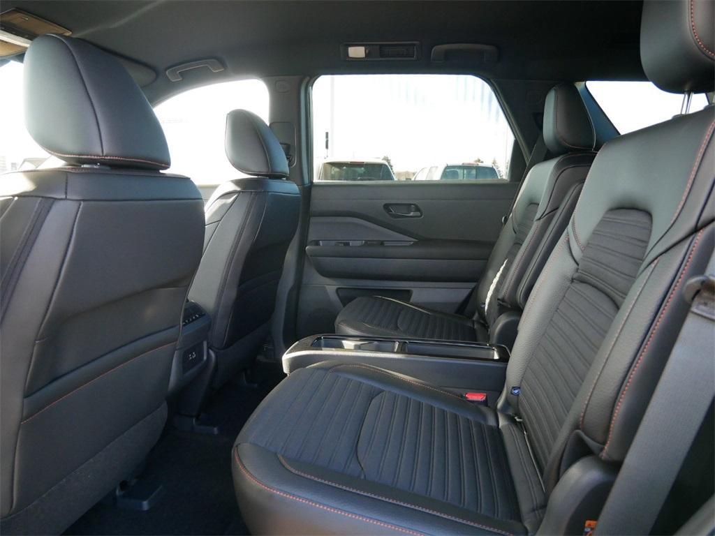 new 2025 Nissan Pathfinder car, priced at $44,881