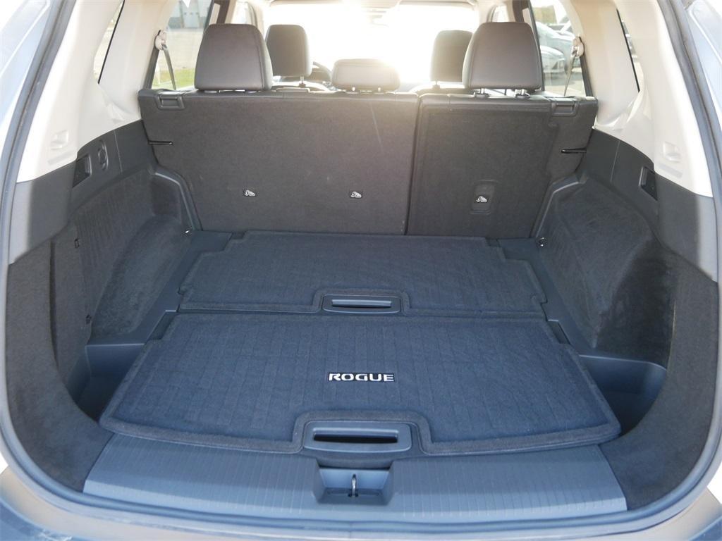 used 2021 Nissan Rogue car, priced at $23,900