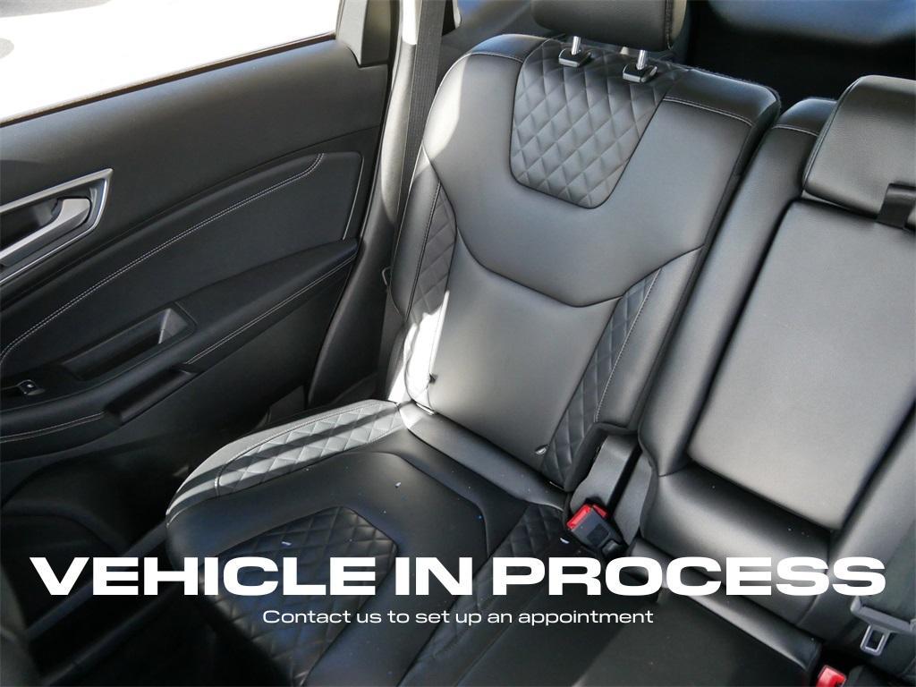 used 2024 Ford Edge car, priced at $27,000