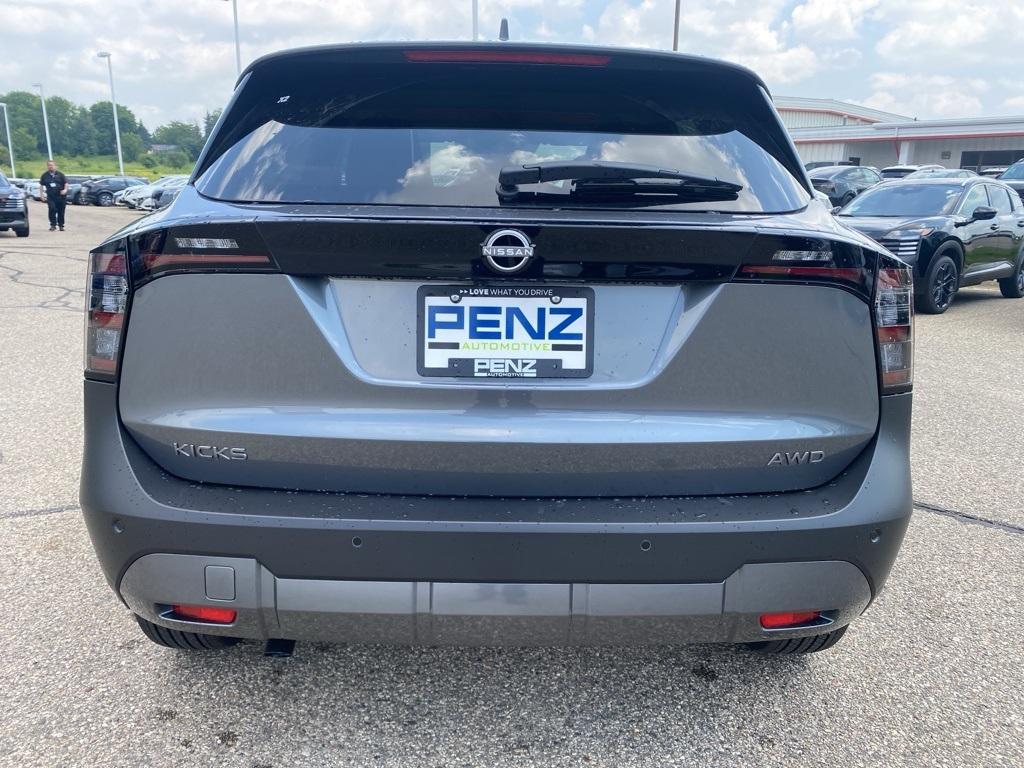new 2025 Nissan Kicks car, priced at $25,370