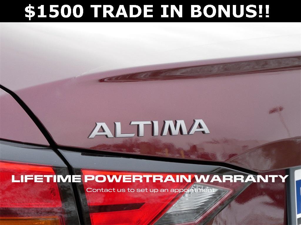 new 2025 Nissan Altima car, priced at $27,580