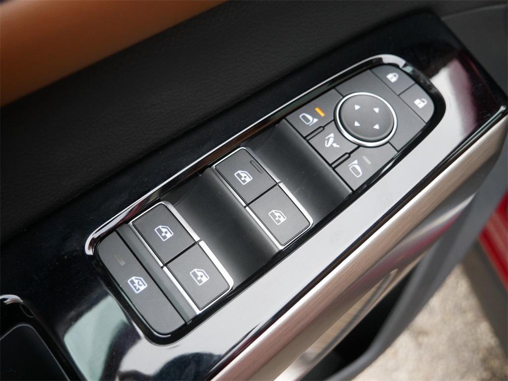 new 2025 Nissan Pathfinder car, priced at $49,558