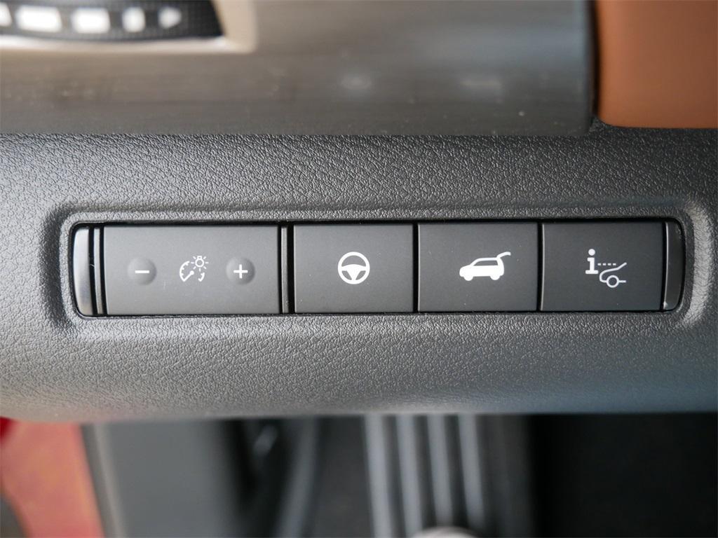 new 2025 Nissan Pathfinder car, priced at $49,558