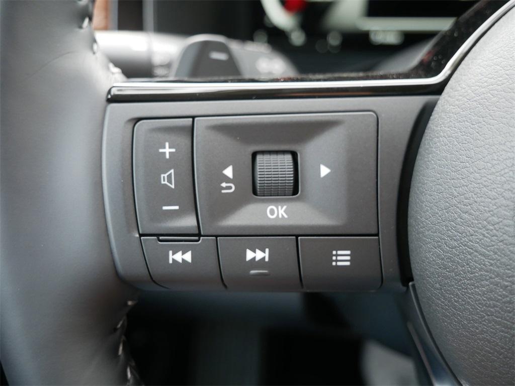 new 2025 Nissan Pathfinder car, priced at $49,558