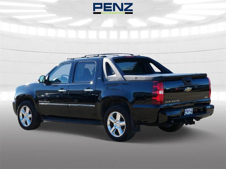 used 2011 Chevrolet Avalanche car, priced at $17,500