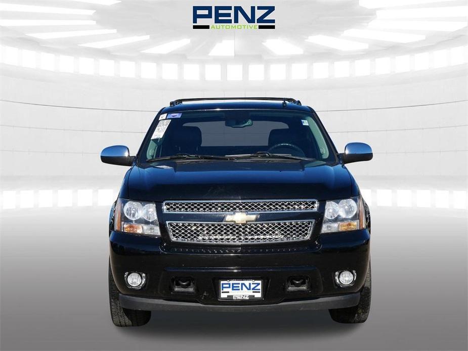 used 2011 Chevrolet Avalanche car, priced at $17,500