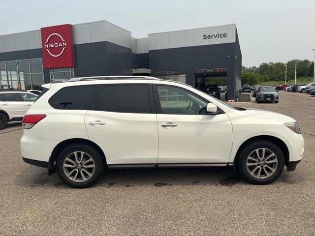 used 2014 Nissan Pathfinder car, priced at $6,900