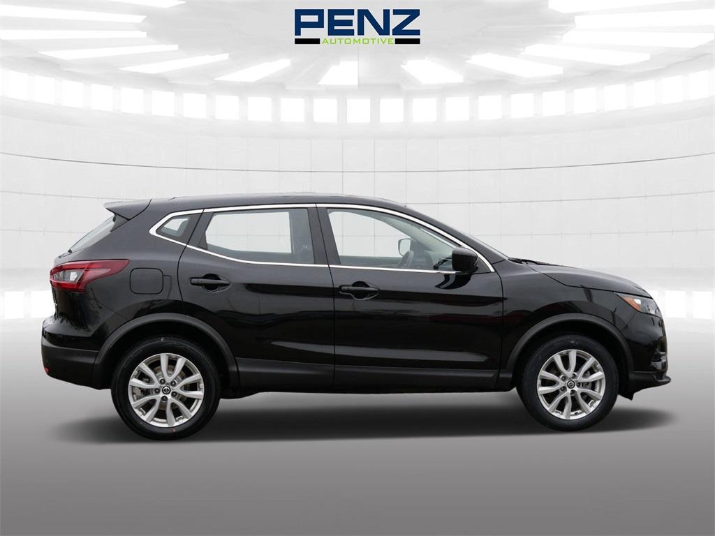 used 2022 Nissan Rogue Sport car, priced at $19,501
