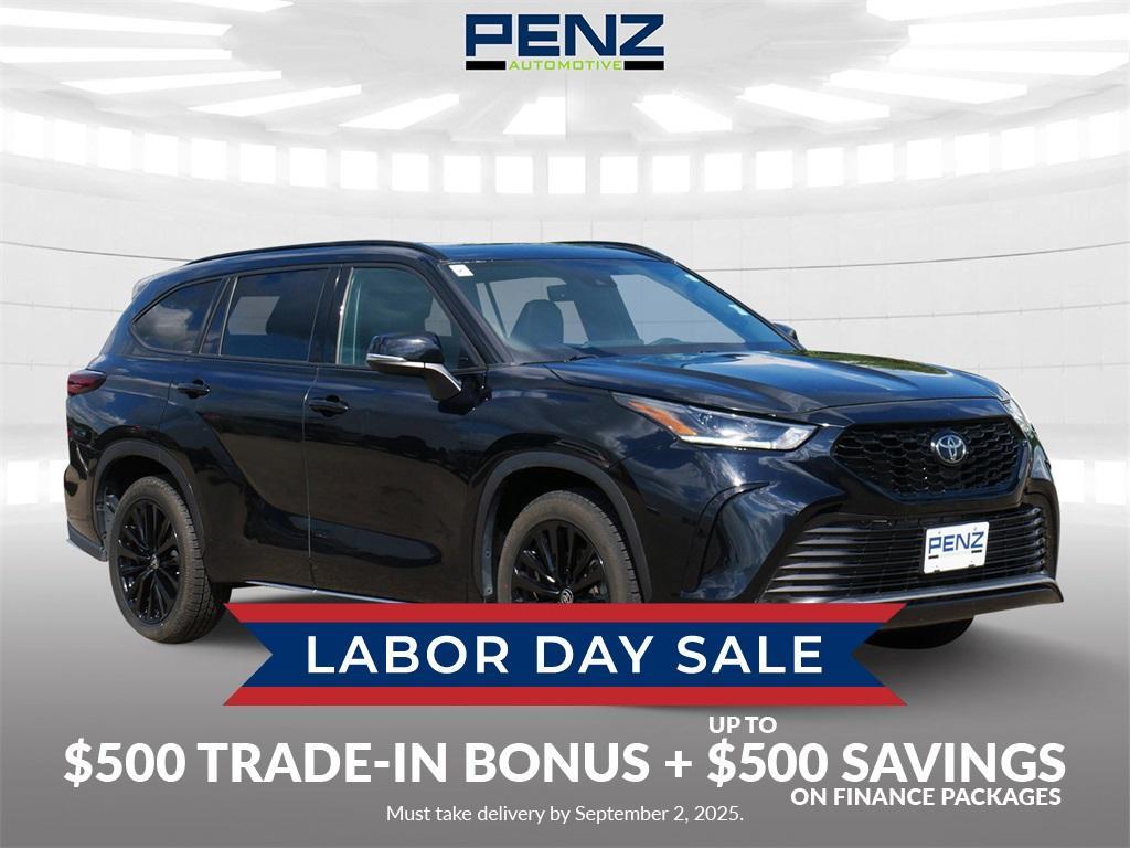 used 2024 Toyota Highlander car, priced at $44,000