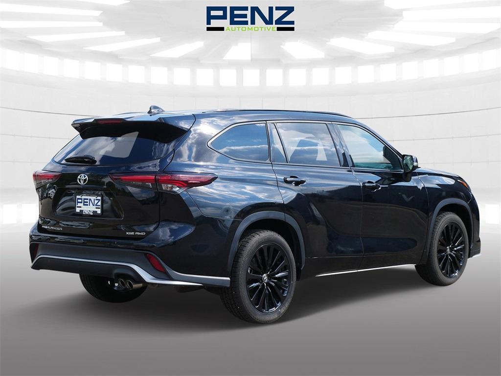 used 2024 Toyota Highlander car, priced at $44,000
