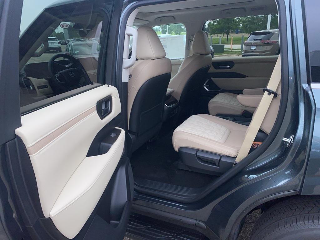 new 2025 Nissan Armada car, priced at $79,305