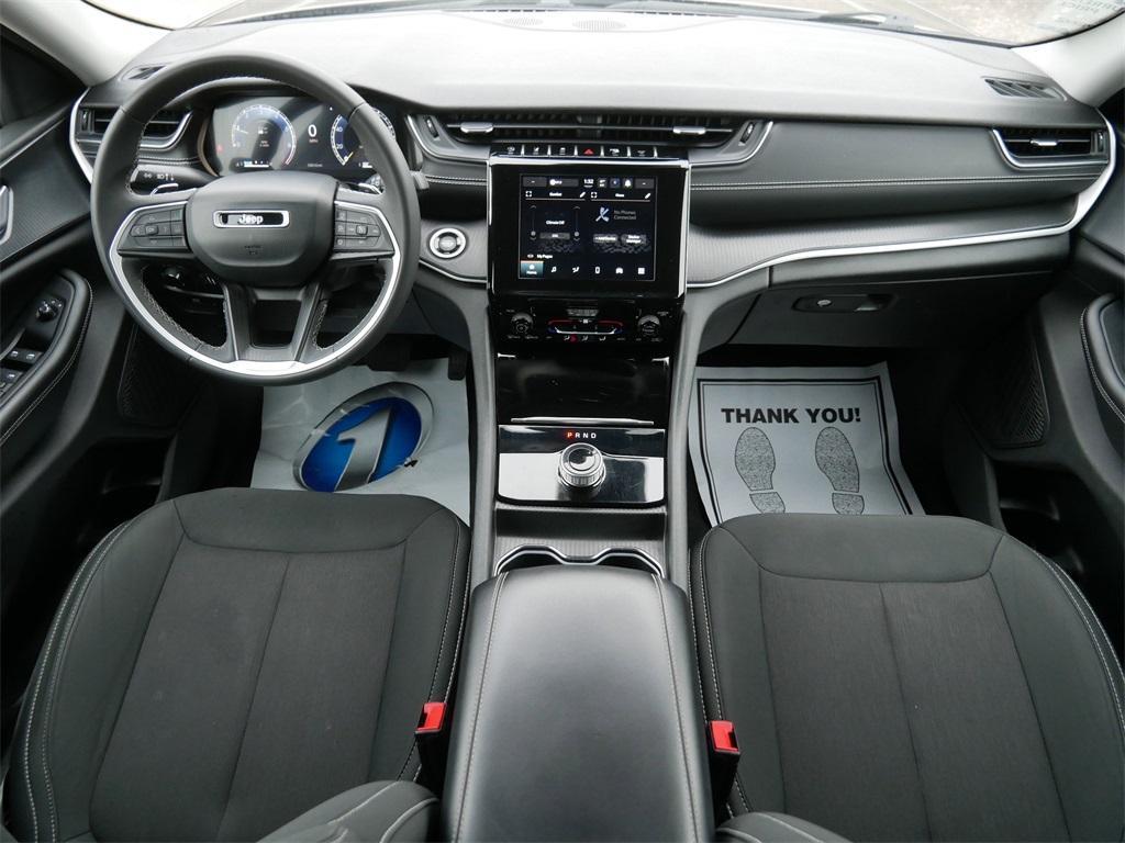 used 2024 Jeep Grand Cherokee car, priced at $26,200