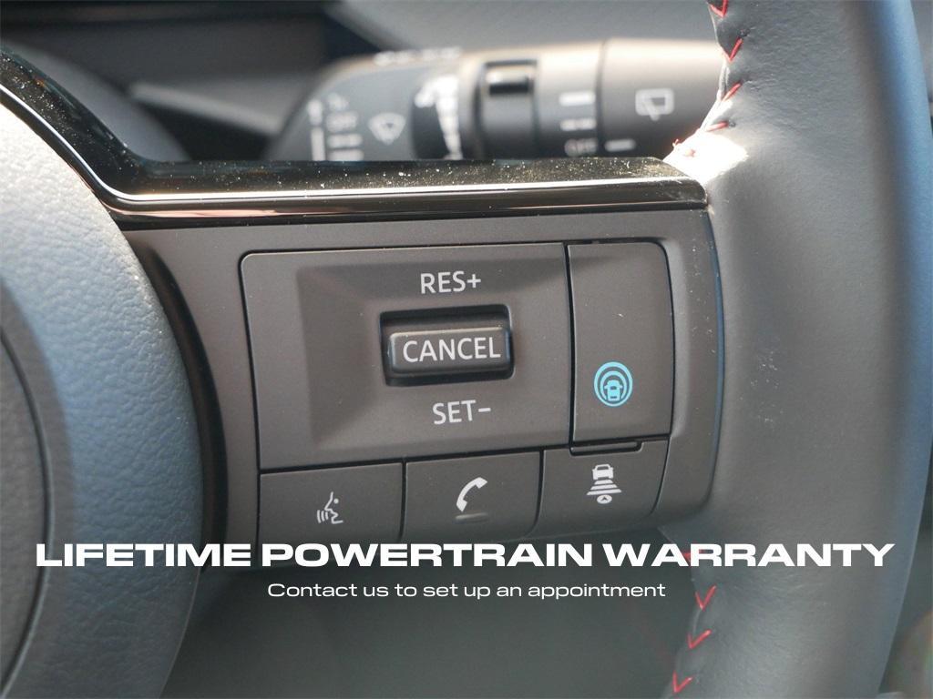 new 2025 Nissan Kicks car, priced at $29,989