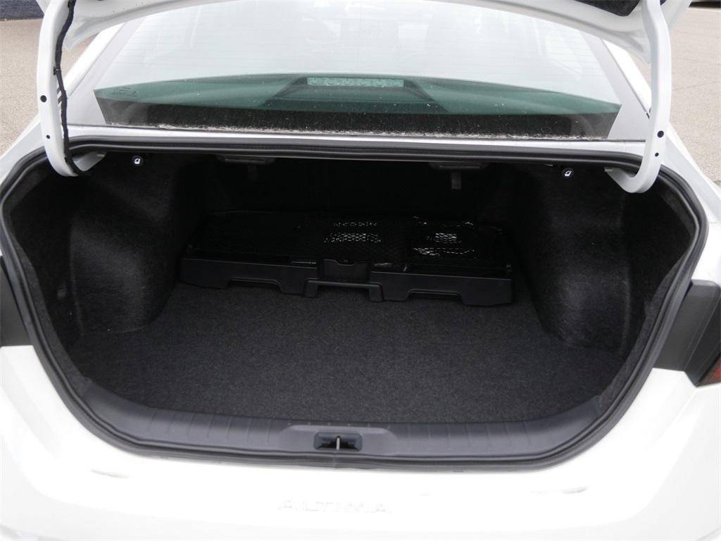 new 2025 Nissan Altima car, priced at $31,800