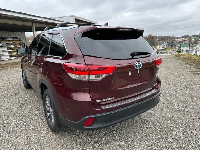 used 2019 Toyota Highlander Hybrid car, priced at $21,500