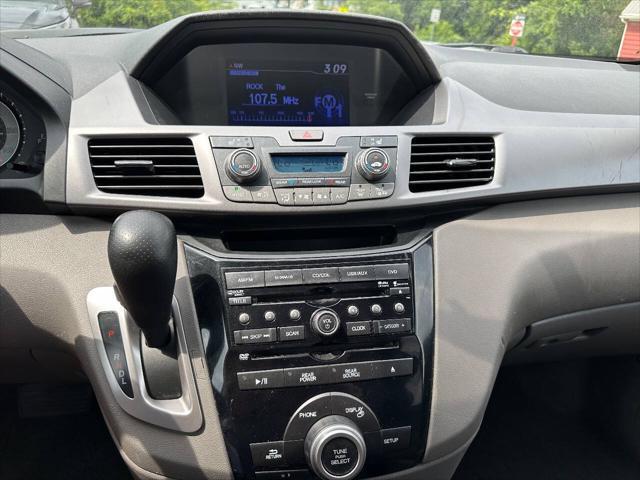 used 2013 Honda Odyssey car, priced at $6,500