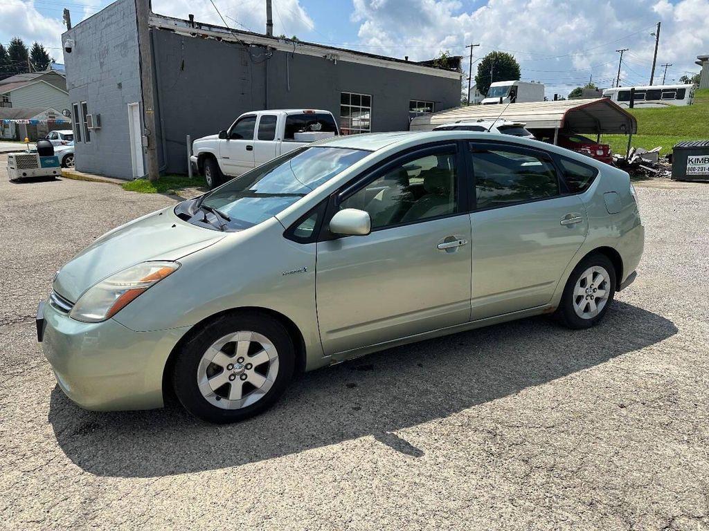 used 2007 Toyota Prius car, priced at $2,600