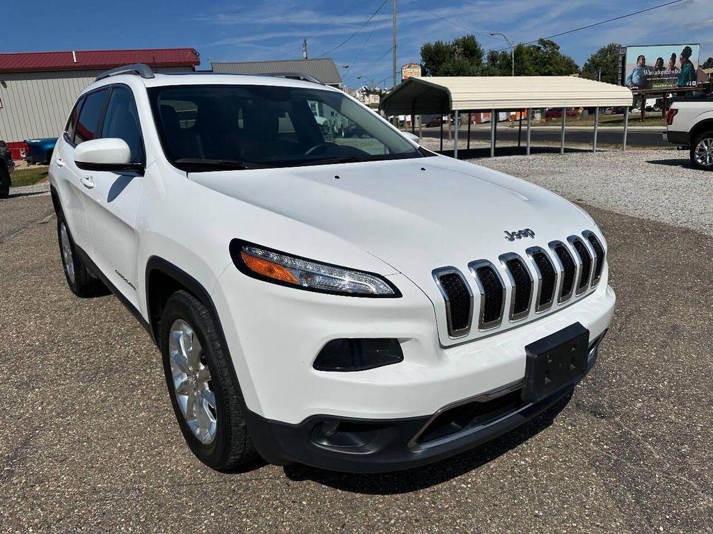 used 2017 Jeep Cherokee car, priced at $10,900