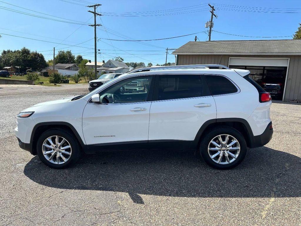 used 2017 Jeep Cherokee car, priced at $10,900