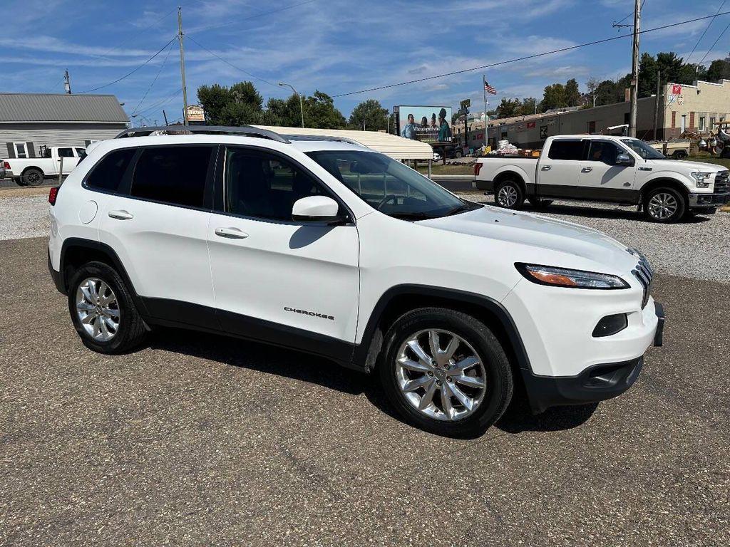 used 2017 Jeep Cherokee car, priced at $10,900
