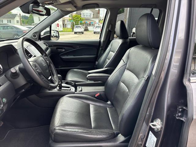 used 2019 Honda Ridgeline car, priced at $18,900