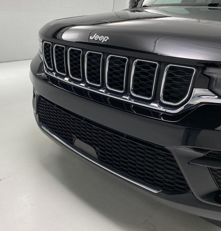 used 2023 Jeep Grand Cherokee car, priced at $29,563