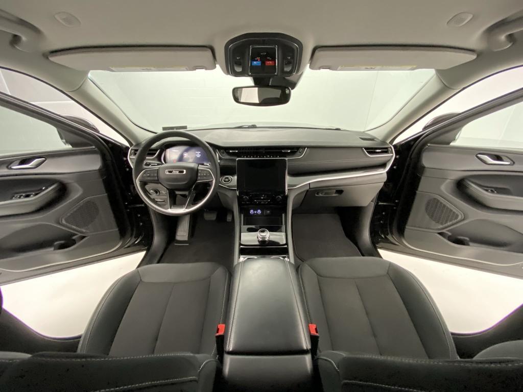 used 2023 Jeep Grand Cherokee car, priced at $29,563