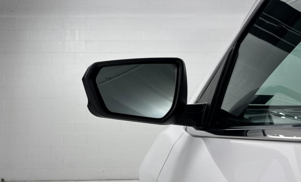 used 2023 Chevrolet Equinox car, priced at $24,800