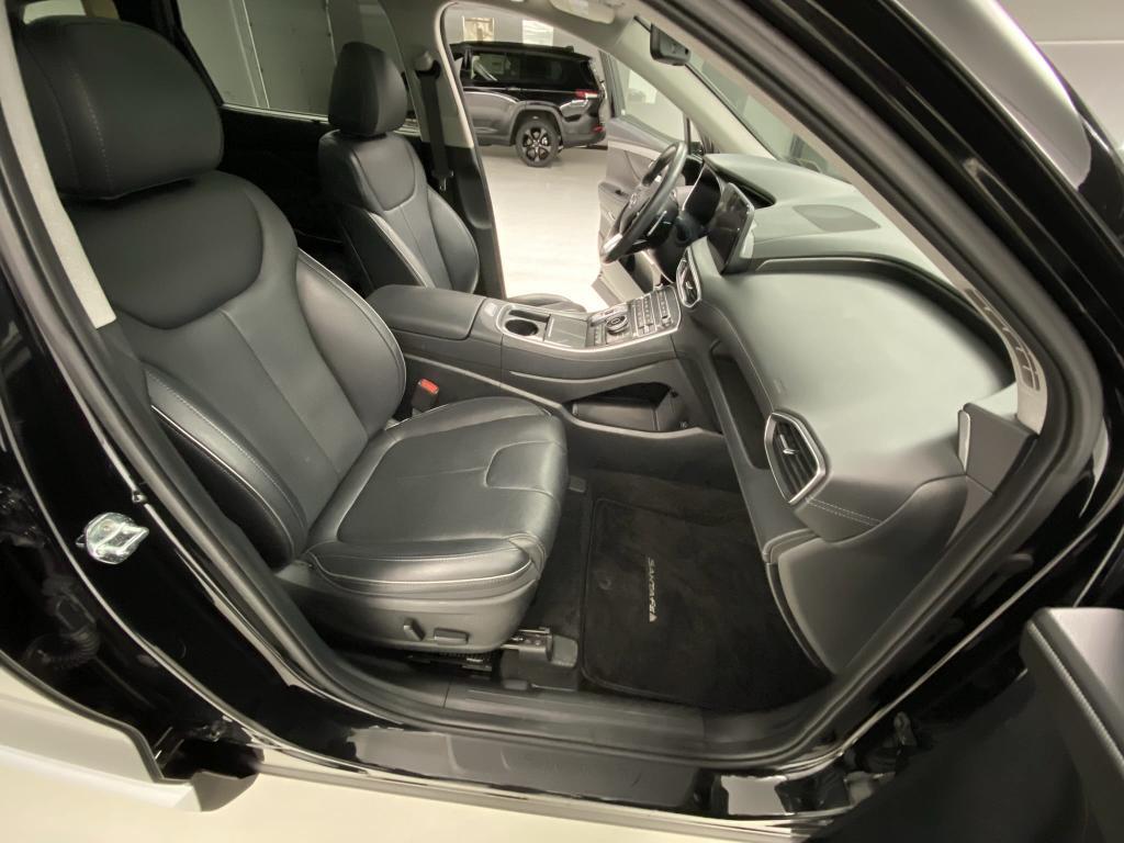 used 2022 Hyundai Santa Fe car, priced at $28,200