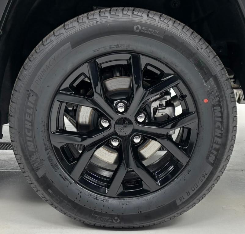 new 2025 Jeep Grand Cherokee car, priced at $45,482