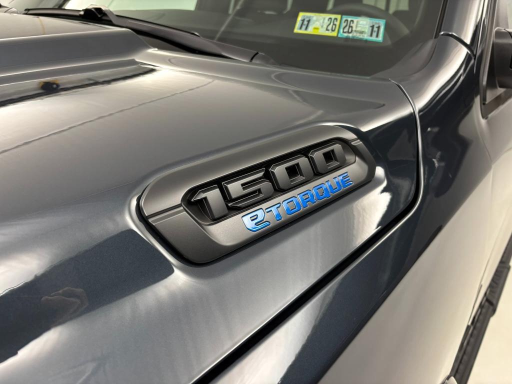 new 2025 Ram 1500 car, priced at $62,560