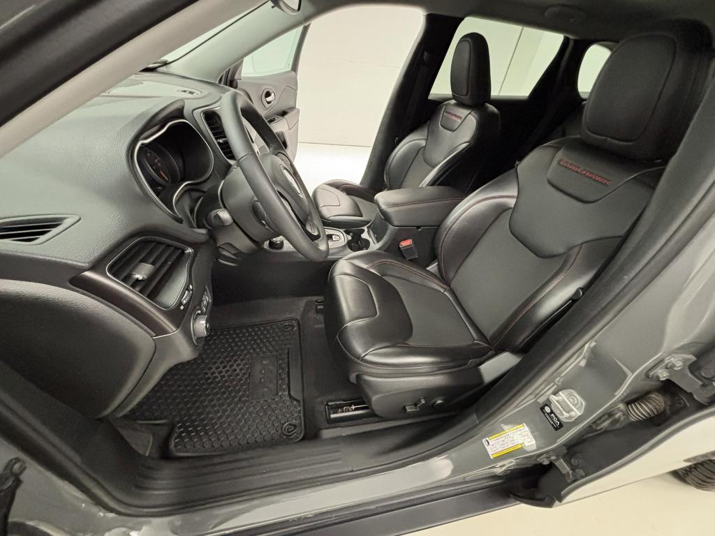 used 2022 Jeep Cherokee car, priced at $28,800