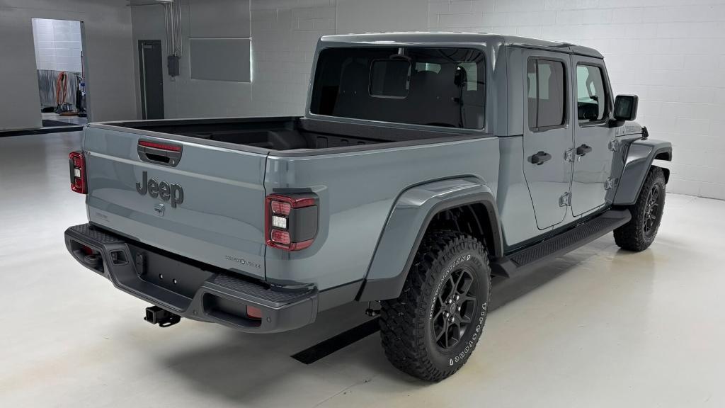 new 2025 Jeep Gladiator car, priced at $53,624